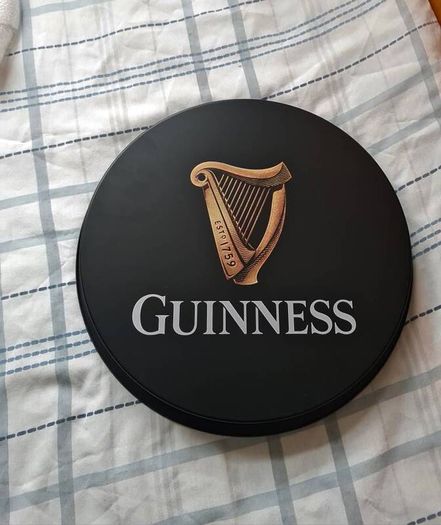guinness  raise the bar 14 inch around deep serving tray black brand new