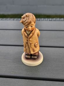 Vintage Hummel Goebel Figurine