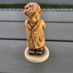 Vintage Hummel Goebel Figurine