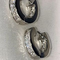 Pristine Vintage Reversible Silver Huggies