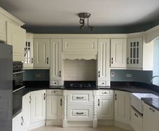 Kitchen units, work top and Belfast sink