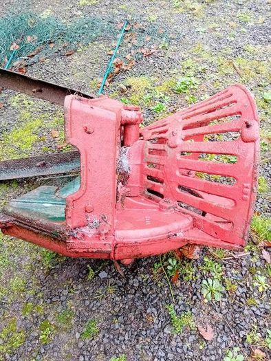 "Beet pulper " Wexford engineering turnip cutter   Free moving parts  NEEDS: TWO LEGS NEW SET OF BLADES