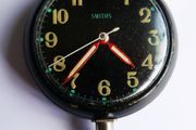 Vintage Hand Wind Smiths Motor Car Watch Clock (in working order)
