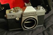 Praktica L2