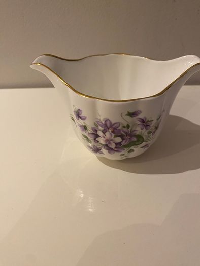 Reduced Aynsley wild violets dish