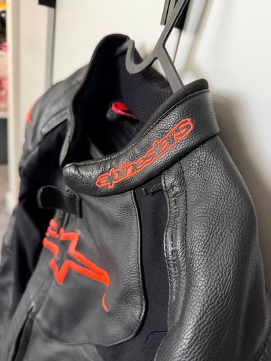 Alpinestars Tech Leather Jacket & Missile V2 Leather Pants - Matching 2-Piece Suit - Excellent Condition