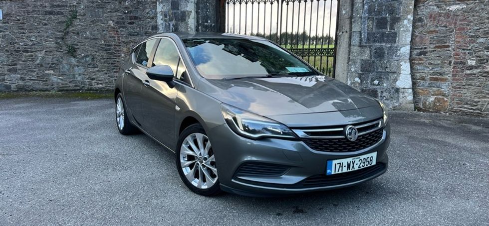 2017 Astra 5 door Diesel Manual 6 Speed NCT