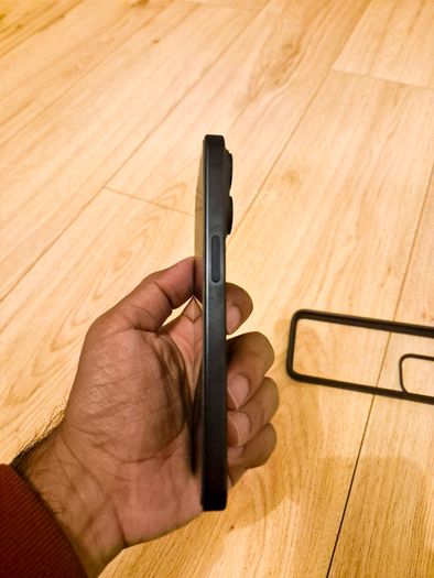 Apple iPhone 15 Pro 256GB + Apple Watch Series 5 44mm (With Premium Accessories)