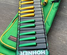 Hohner air board melodica