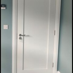 Deanta Primed Shaker Solid Doors