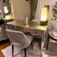 dressing console table all in superb condition
