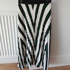 H&M Midi skirt