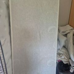 Single bed base and mattress