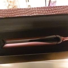 Chronos hair straightener