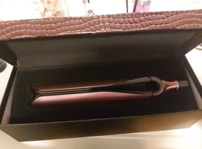 Chronos hair straightener