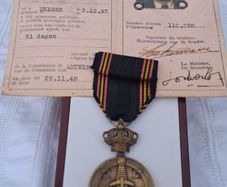 Belgium WW11 POW Medal with Documents