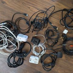 mix Cables & Power Adapter Bundle /