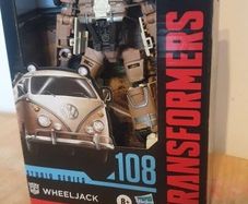 Transformers Wheeljack studio series hasbro