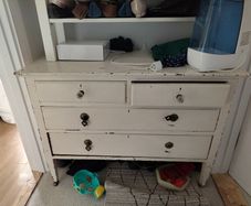 vintage chest of drawers