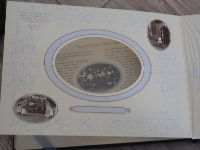NEW Victorian Style Photo Album 7.00 euro