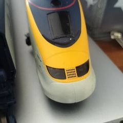 Hornby  train 00 Gauge Eurostr  Class 2030 4 Car Set