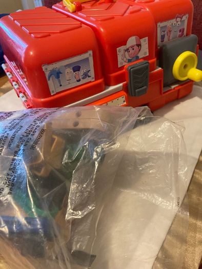 Disney Handy Manny interactive Toolbox Bench plus extras