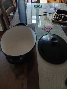 Large family size earthenware casserole dish