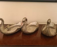 silver plate swan