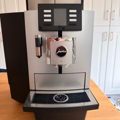 JURA X8 commercial grade Bean to cup machine
