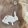 Maileg metal hand painted set of 5 rabbits in gift box . Image 3