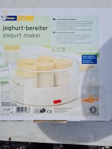 yoghurt maker