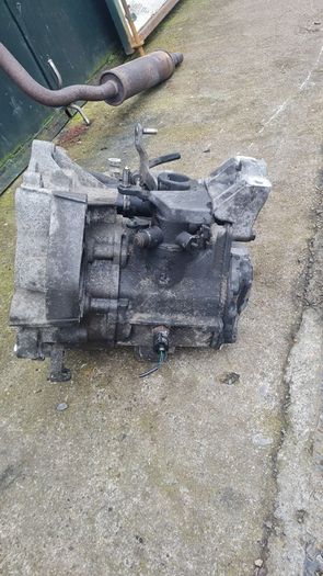Volkswagon Golf Mk5 04-09 1.4 petrol Manual Gearbox 02t301103 @ OCG