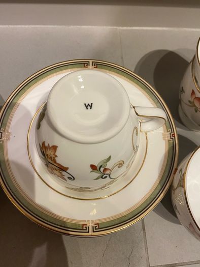 Wedgwood tea set plates and cups Oberon Bone China fine porcelain set New dessert plates tea cups