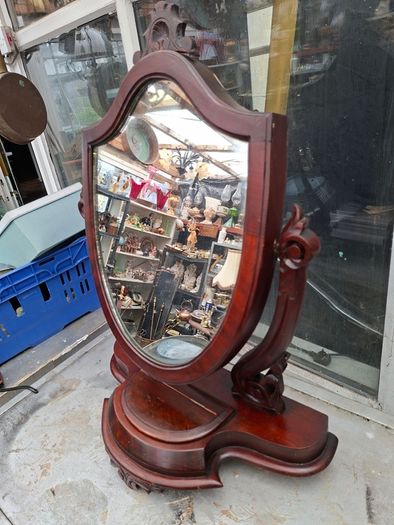 1850s to 1890s Antique Victorian Mahogany Shield-Shaped Dressing Table Mirror featuring Carved Scroll Supports and a Lift-up Trinket Compartment, Postage Available