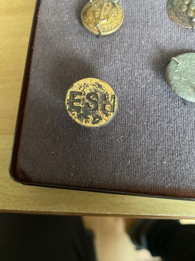 Very old metal buttons unresearched