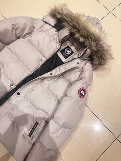 Canada goose jacket for sale.