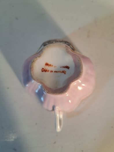 Pink Lusterware Souvenir Set
