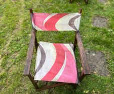 4 garden chairs and table