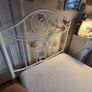 Single bed Image 2