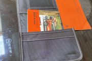 Seat Arona original manual plus folder