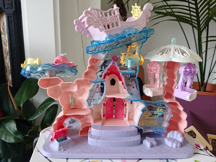 Sylvanian families baby mermaid castle