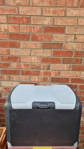 car caravan campervan camping portable fridge 12/230v