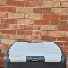 car caravan campervan camping portable fridge 12/230v