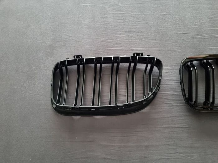 BMW 3 Series E90 E91 Lci Gloss Black Kidney Grilles Brand New