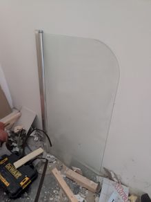 bath screen