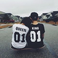 King And Queen Couple T-shirts For Valentines Day Gift Present Set Idea