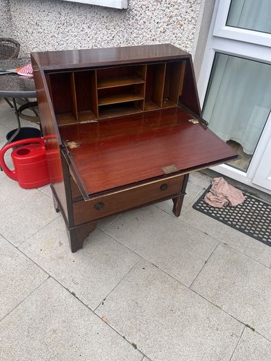 writing desk