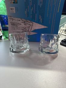 2 Glass Whiskey Cups