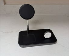 Alogic 3 in 1 Charging station