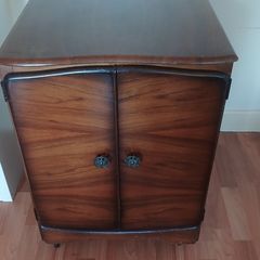 vintage vinyl storage
